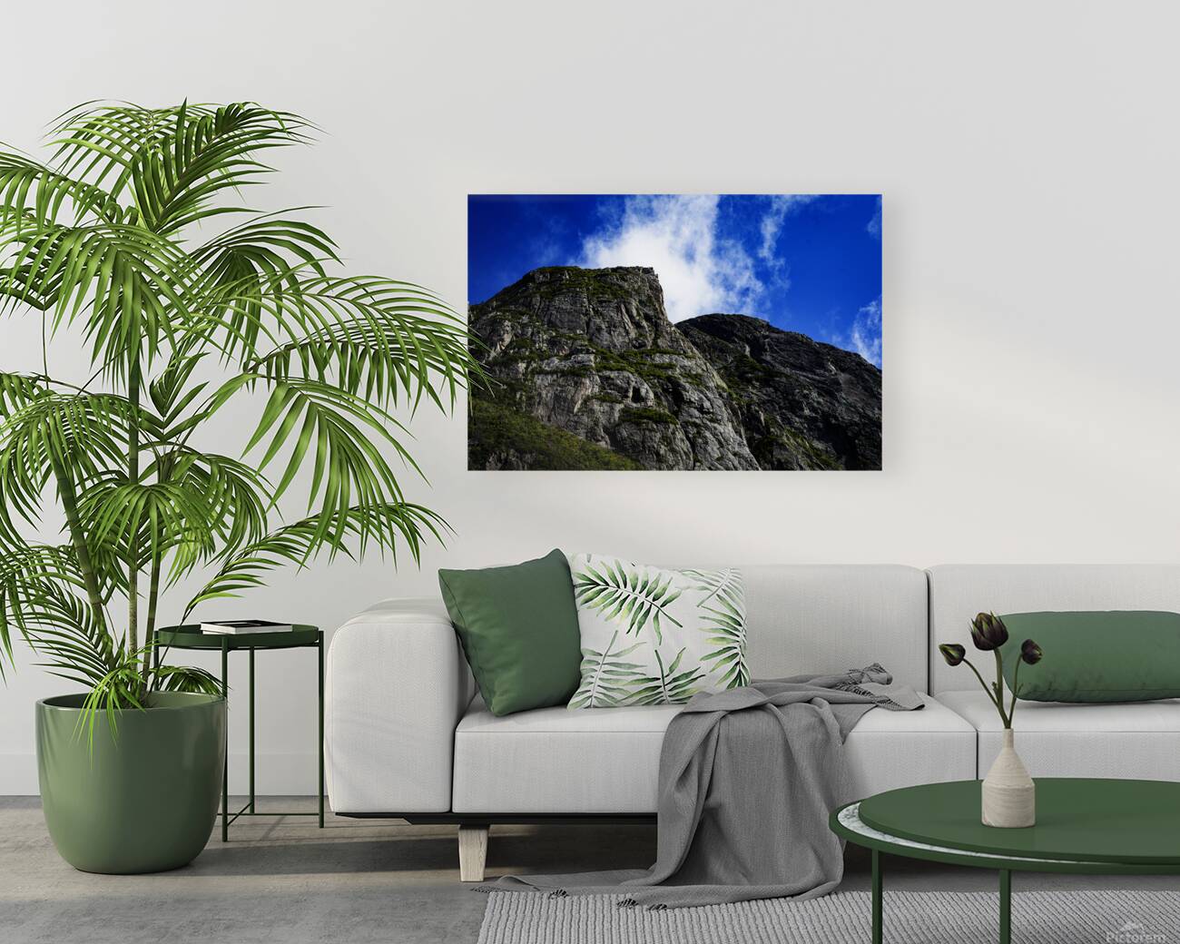 Pretty Cliff III Reproduction