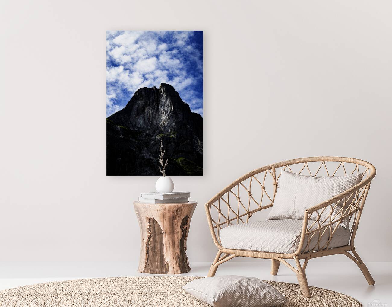 Pretty Cliff I Reproduction