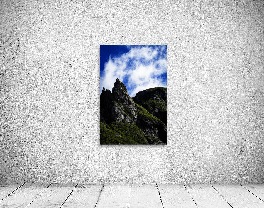 Pretty Cliff VI Wall Preview