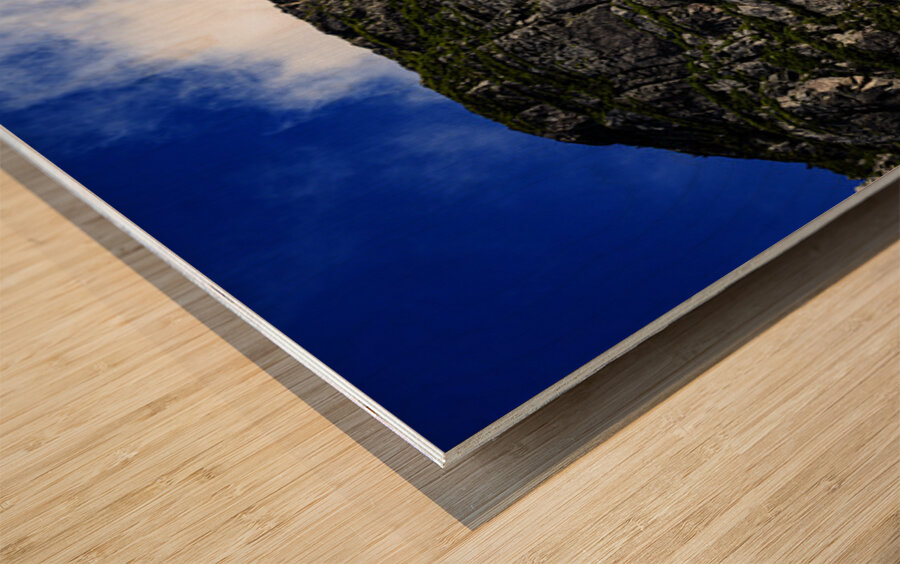 Pretty Cliff III Wood print