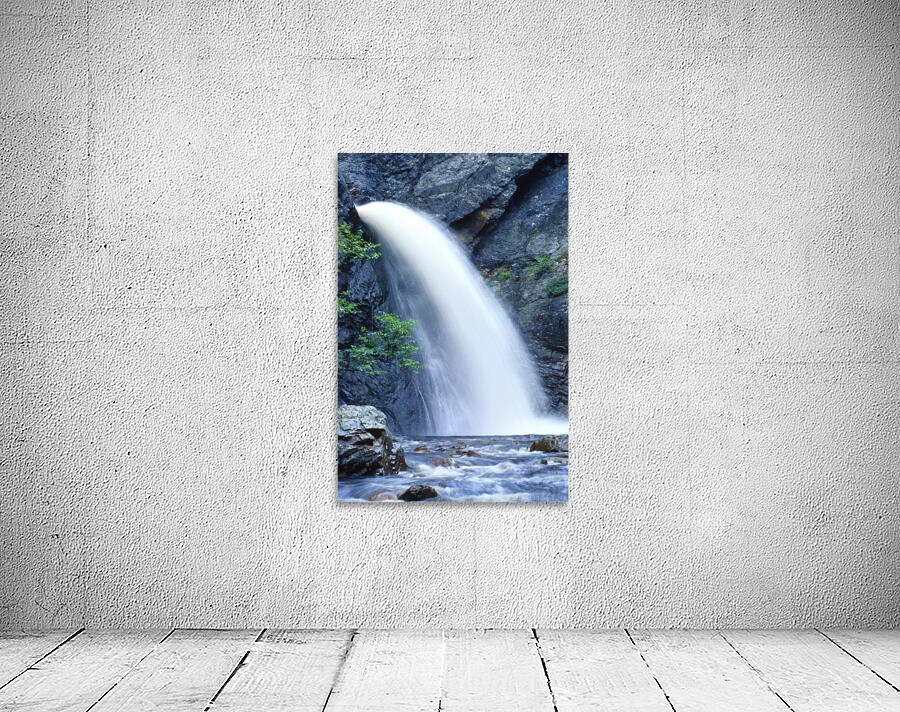 corner brook falls Wall Preview