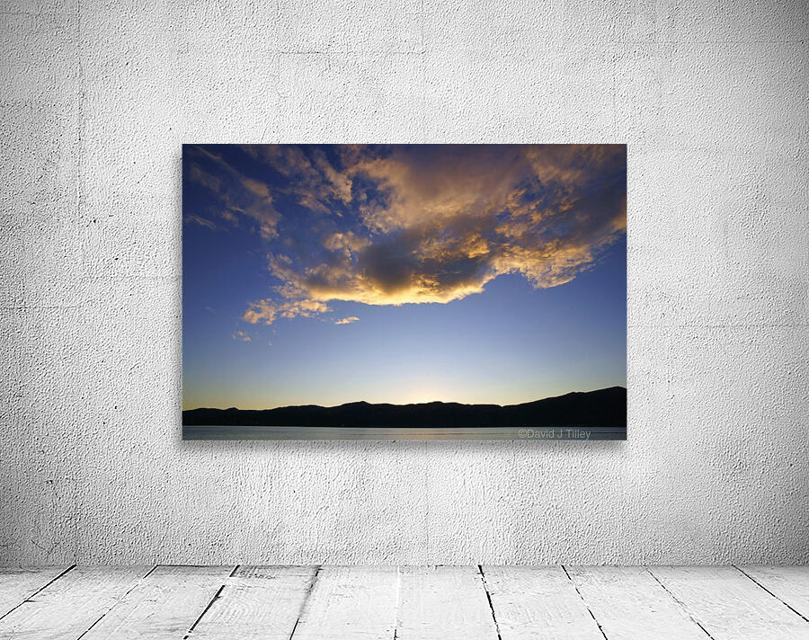 looming cloud Wall Preview