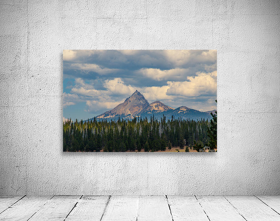 Mount Theilsen Wall Preview