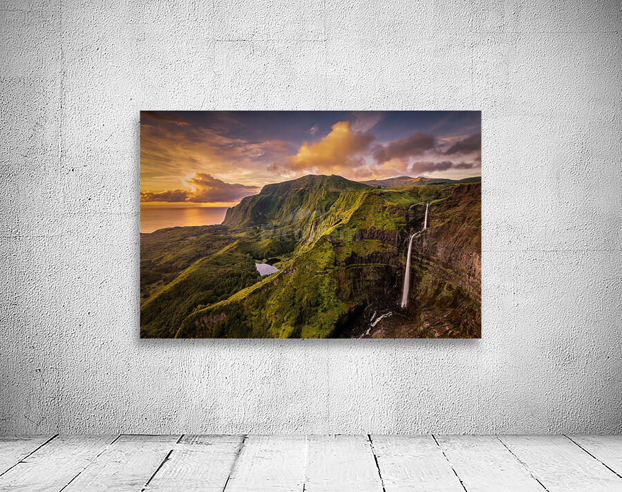 falls Wall Preview