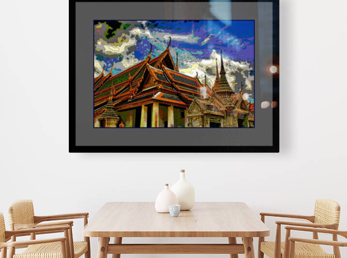 WAT PHRA KAEW IN BANGKOK THAILAND by LES MAYERS 