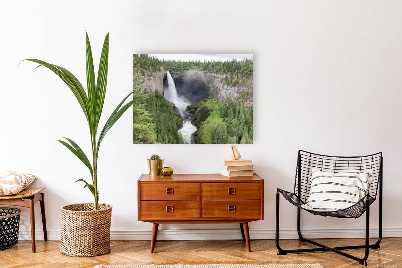 Waterfall Reproduction