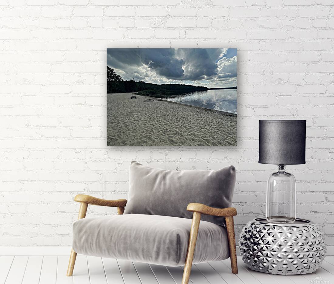 Cloud covered beach Reproduction