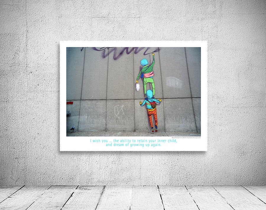 THE LITTLE GIANTS Wall Preview