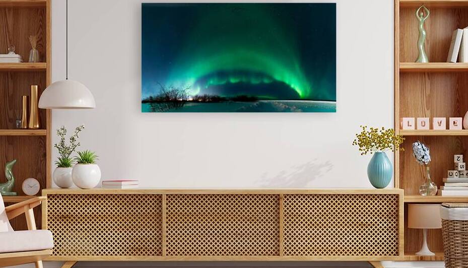 Saw-Tooth Jaws of the Aurora Borealis: Dre Erwins Winter Capture in Northern Canada by Dre Erwin Photography