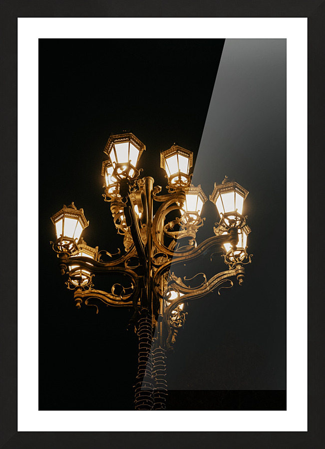 city ​​lights Picture Frame print