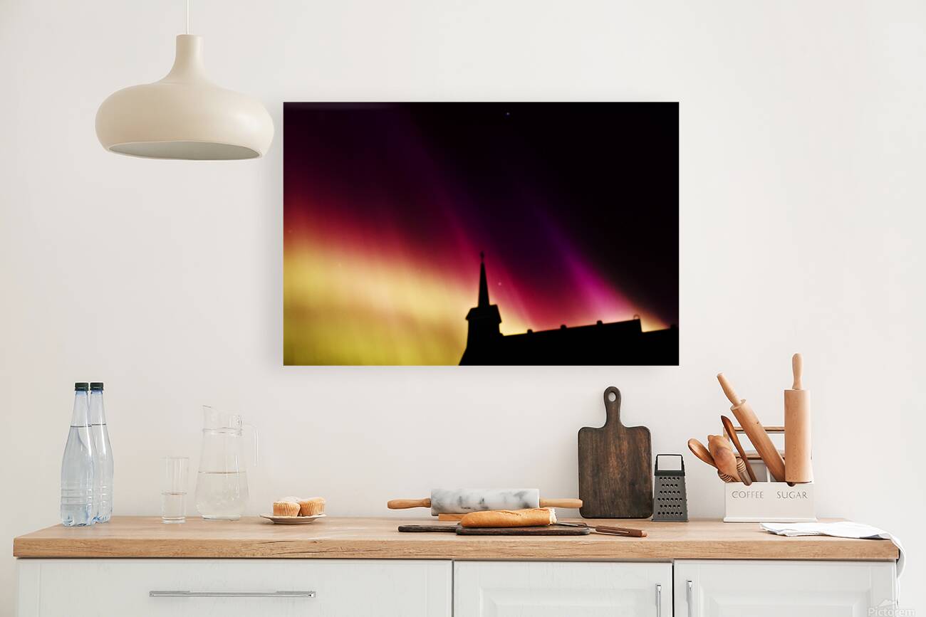 Aurora Majesty Reproduction