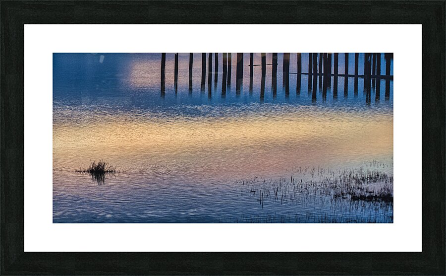 FS250225 LIGHT REFLECTIONS Picture Frame print