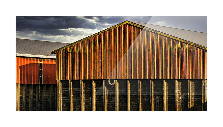 RED BARN 紅穀倉 Picture Frame print