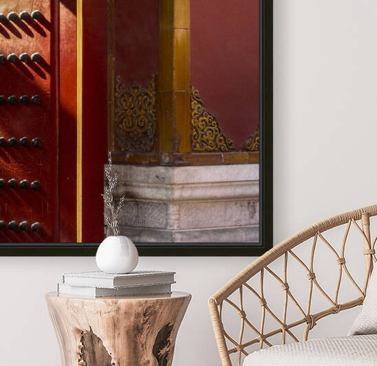 RED DOOR Reproduction