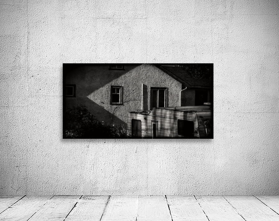 FS240418 WINDOWS DARK EDGES Wall Preview