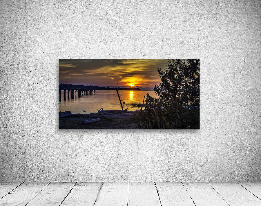 GILBERT BEACH Wall Preview