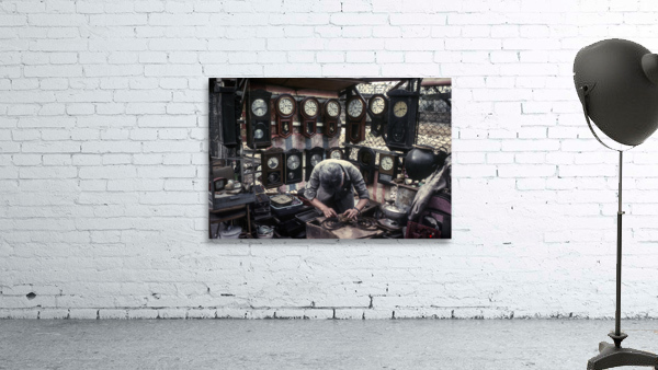 CLOCK REPAIR Wall Preview