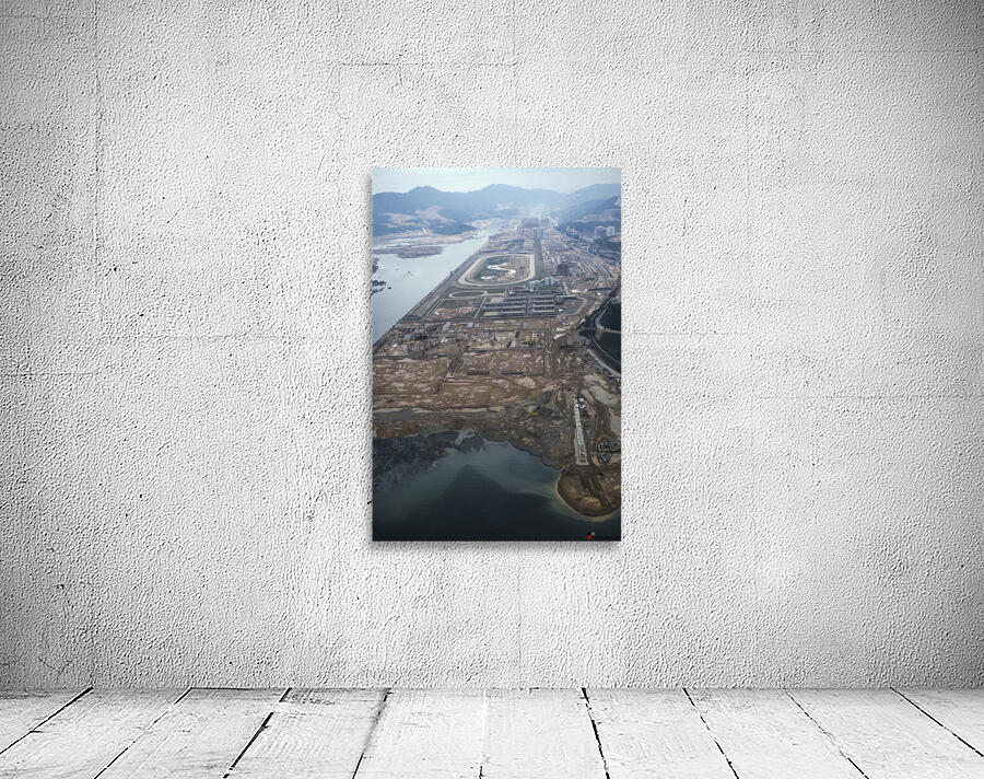 RACECOURSE 1972 3 Wall Preview