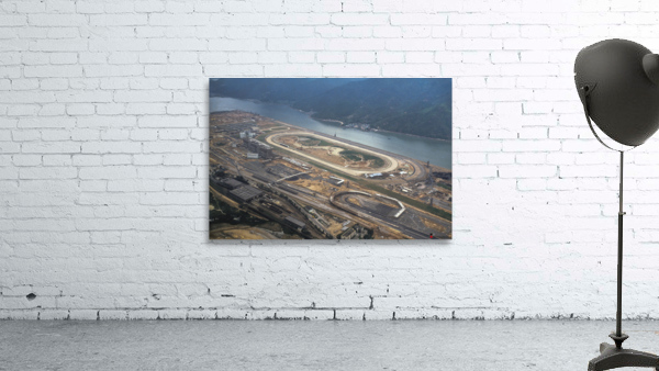 RACECOURSE 1972 2 Wall Preview