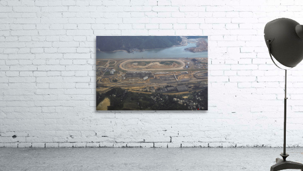 RACECOURSE 1972 Wall Preview