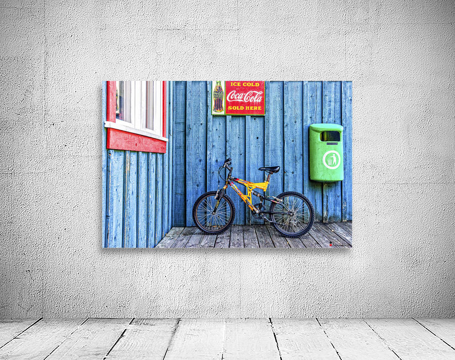 CORNER STORE 17 Wall Preview