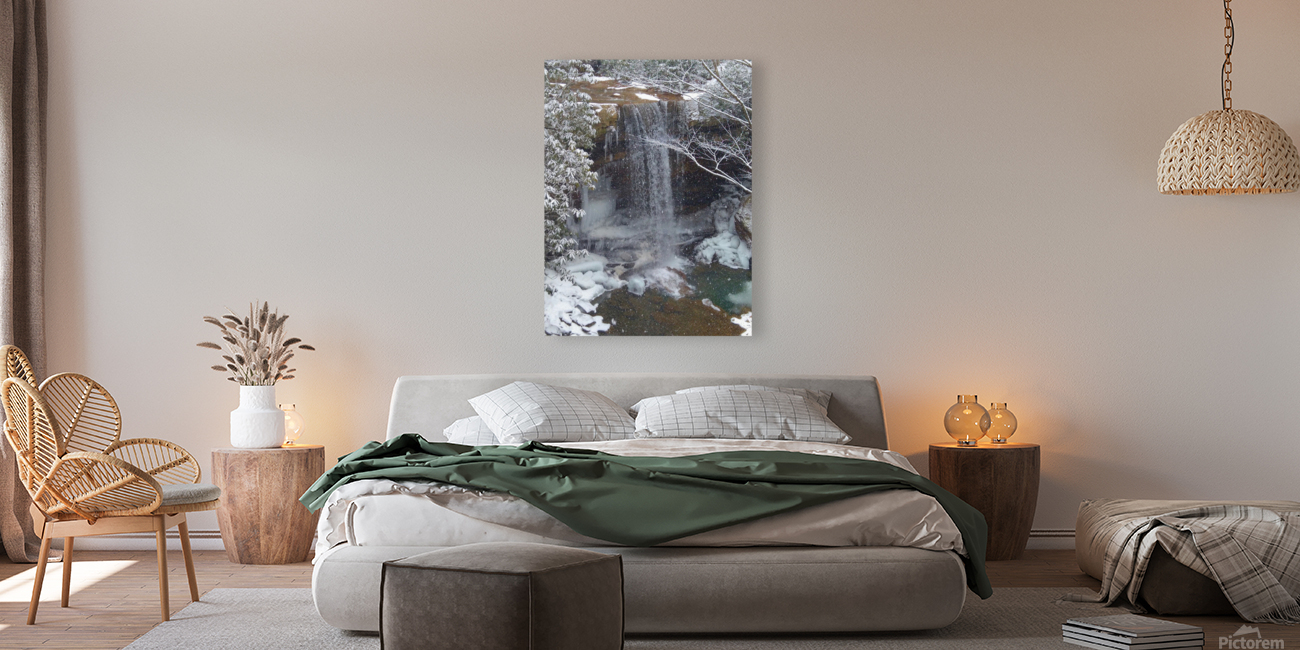 Cucumber falls Reproduction