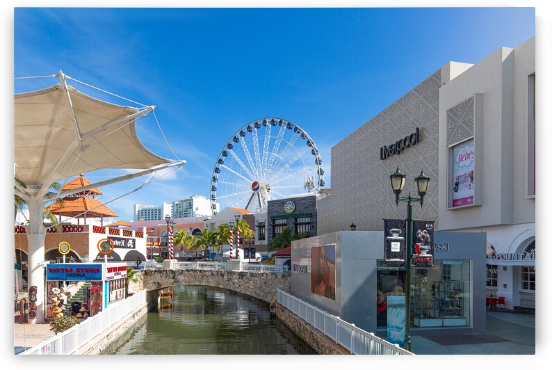 Cancun Mexico   20 December 2019: Biggest Cancun Shopping Mall by Elijah Lovkoff