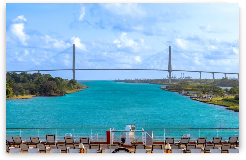 Cruise ship crossing Panama Canal by Elijah Lovkoff