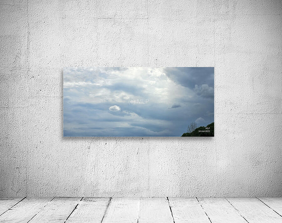 Nuage solitaire Wall Preview