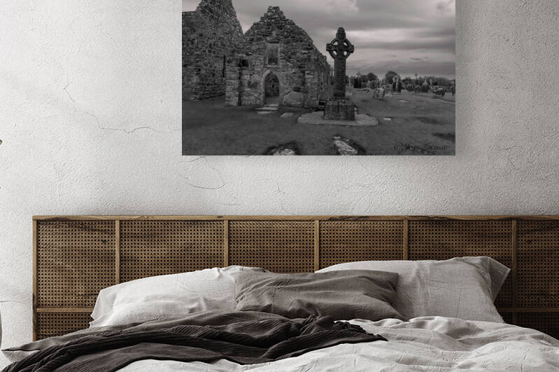 Hold house celtic cross by J Lacasse