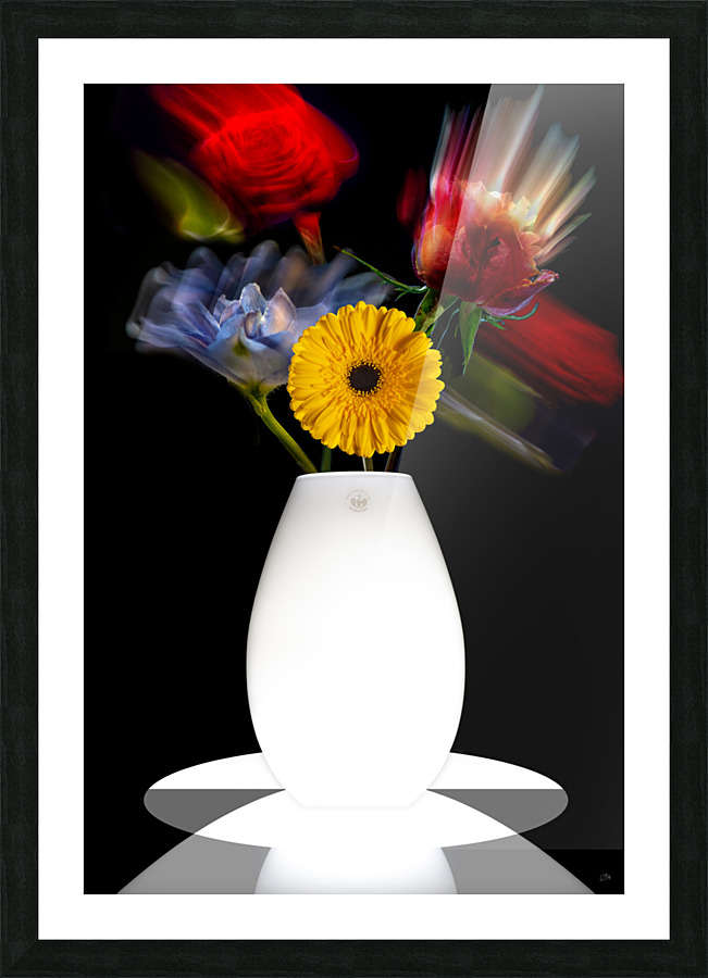 FLUID FLOWERS I Picture Frame print