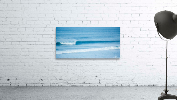DREAMY BLUE Wall Preview