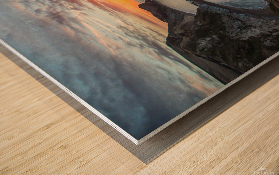 MAN O WAR Wood print
