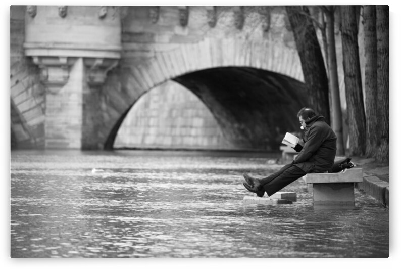 Flooding by Nicolas Kovarik