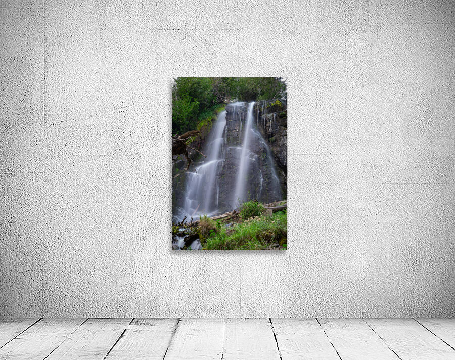 Silver Falls Wall Preview
