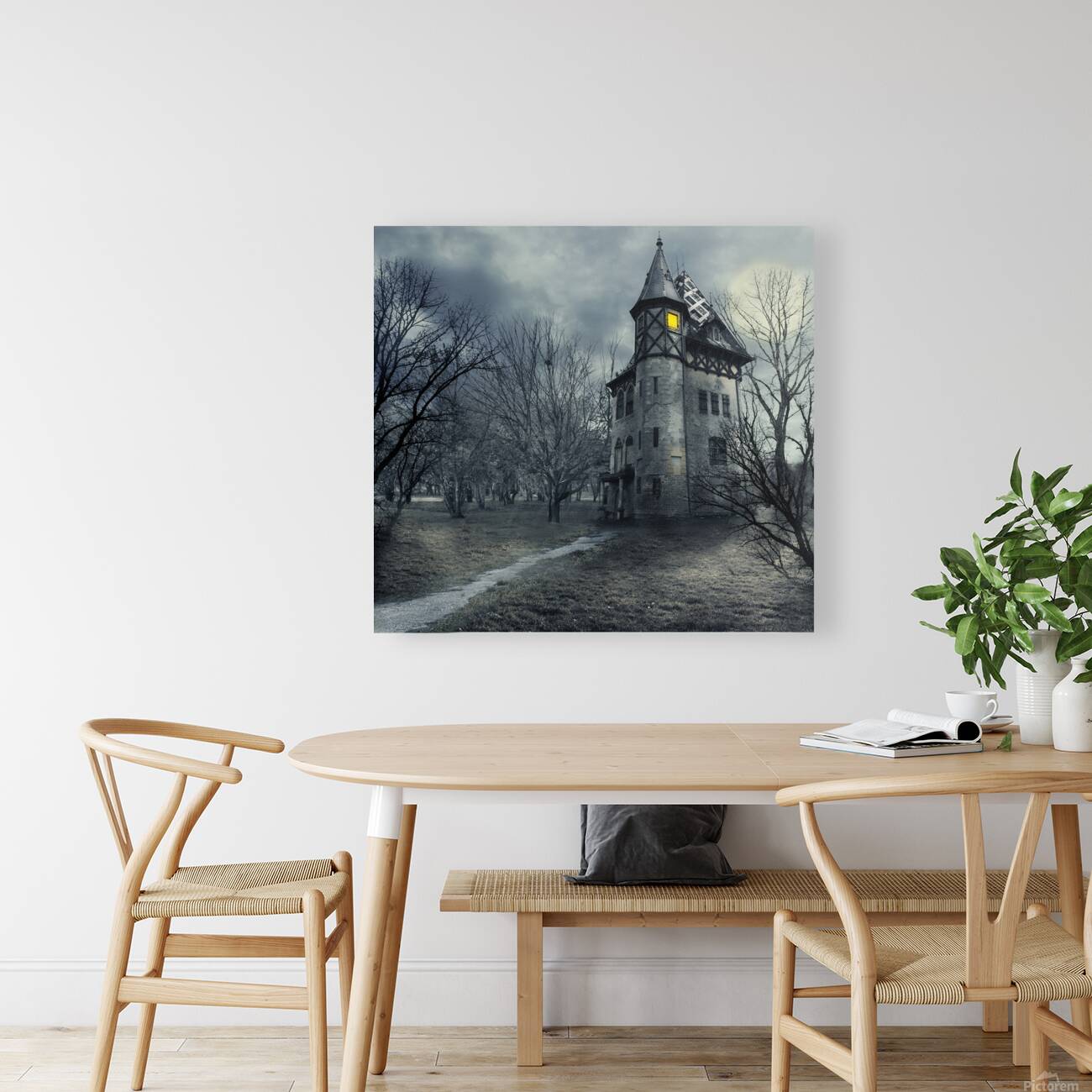 Haunted house Reproduction