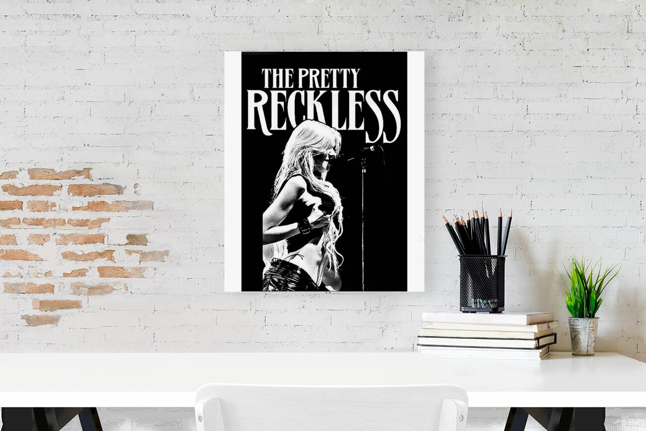 The Pretty Reckless 11 Reproduction