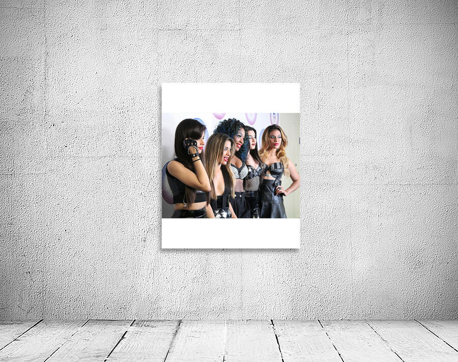 Fifth Harmony 10 Wall Preview