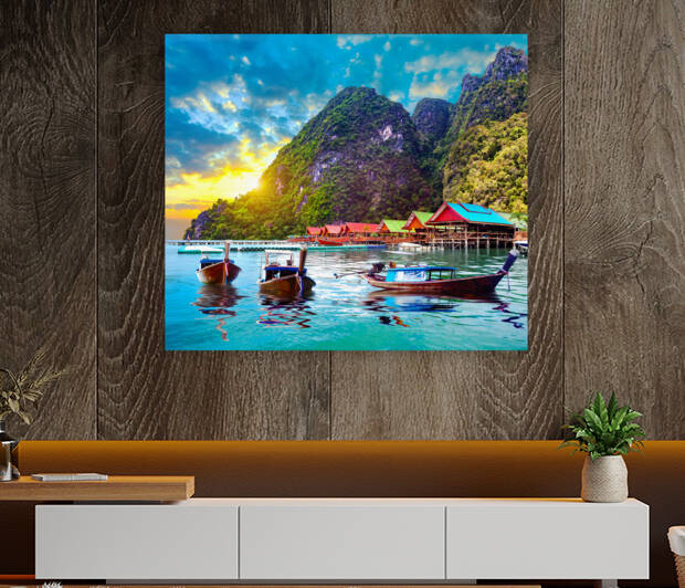 Scenic Phuket landscape by Carlos Castilla