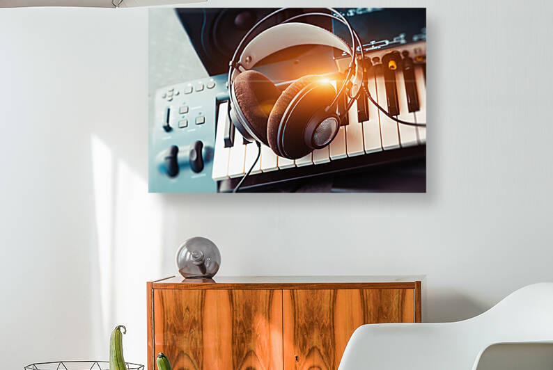 Music and digital studio recording at home. by Carlos Castilla