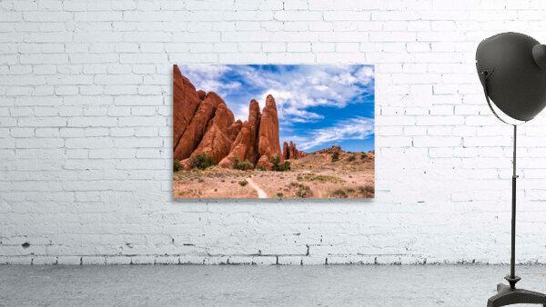 Sand Dune Arch Trailhead Wall Preview