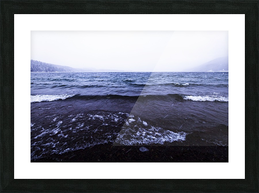 Is it an ocean Picture Frame print