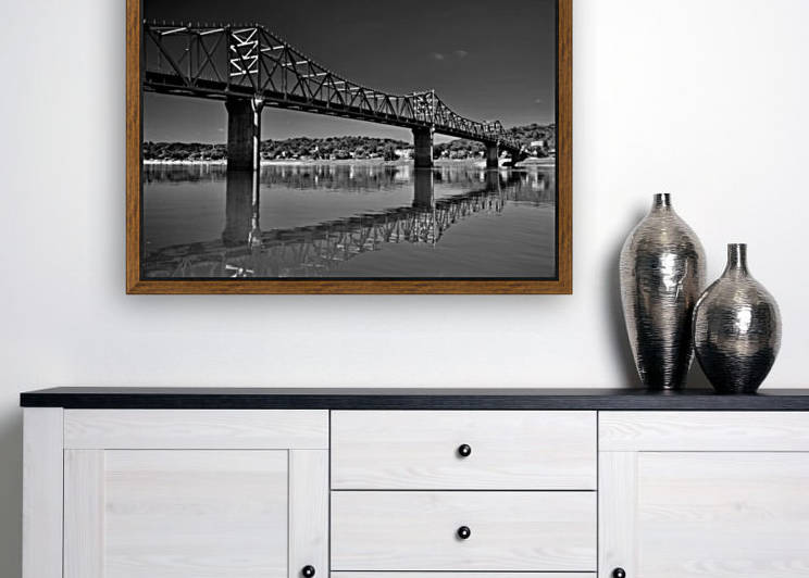 Black and White 02 Reproduction