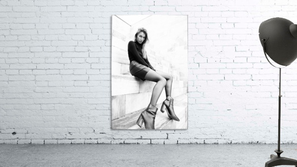 Fashion model Wall Preview