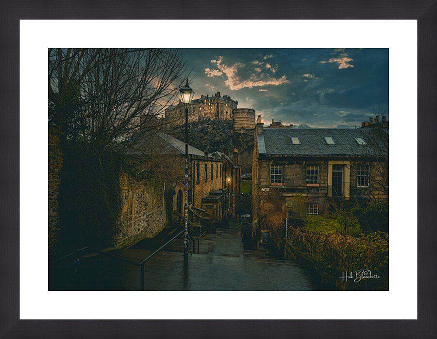Edinburgh Castle Vennel Steps Edinburgh Scotland UK Cadre photo