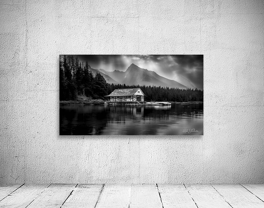 Maligne Lake Canoe  club In Jasper Alberta Canada Wall Preview
