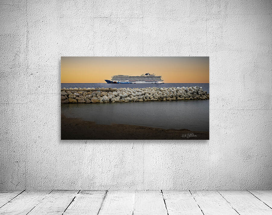 Norwegian Breakaway Cannes France Wall Preview