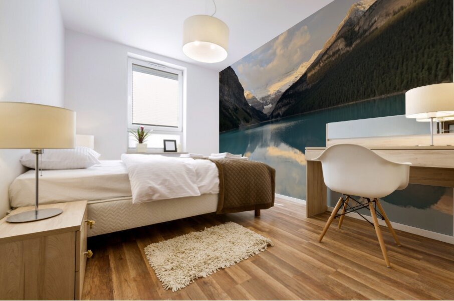 Lake Louise alpenglow reflection Mural print