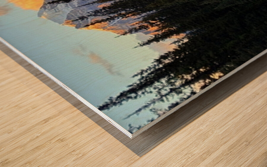 Temple and Hungabee Mountains alpenglow Wood print