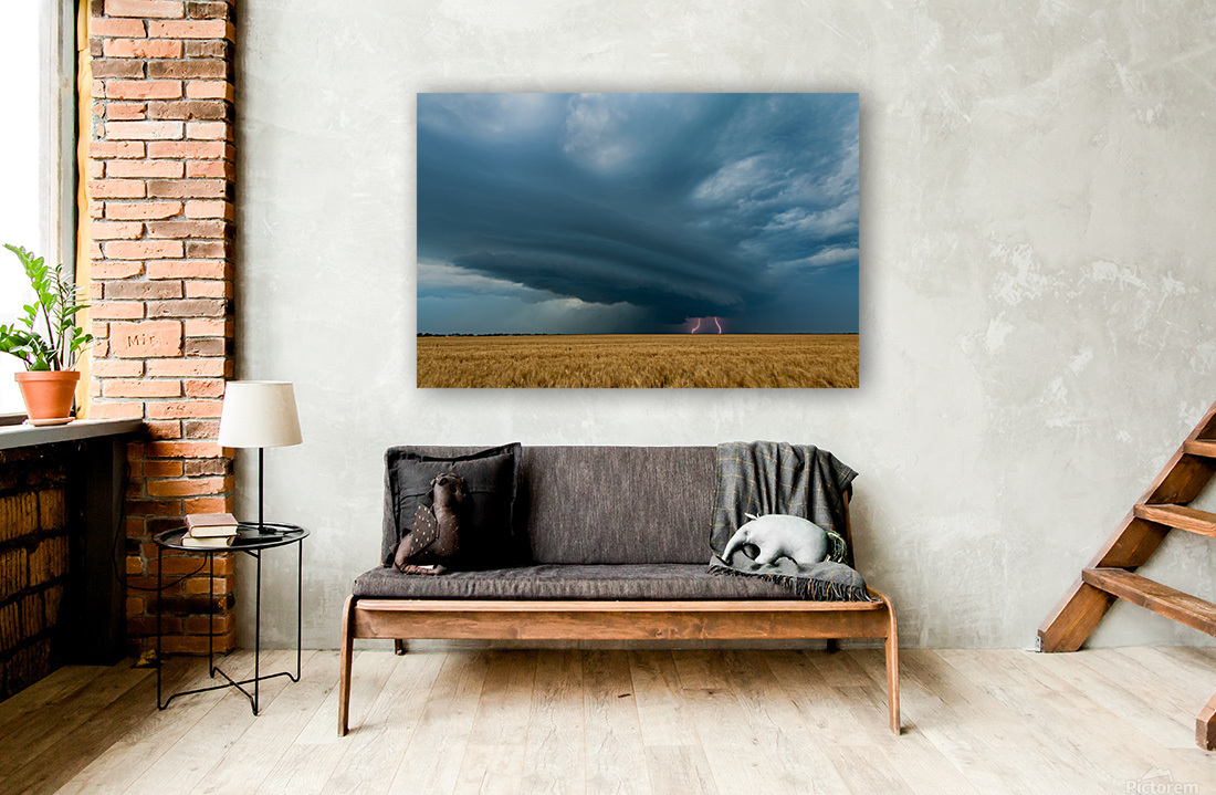 Lightning from supercell Reproduction